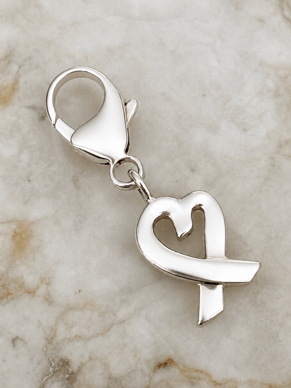 Tiffany & Co. Paloma Picasso 925 Sterling Silver Loving Heart Charm Pendant Rare